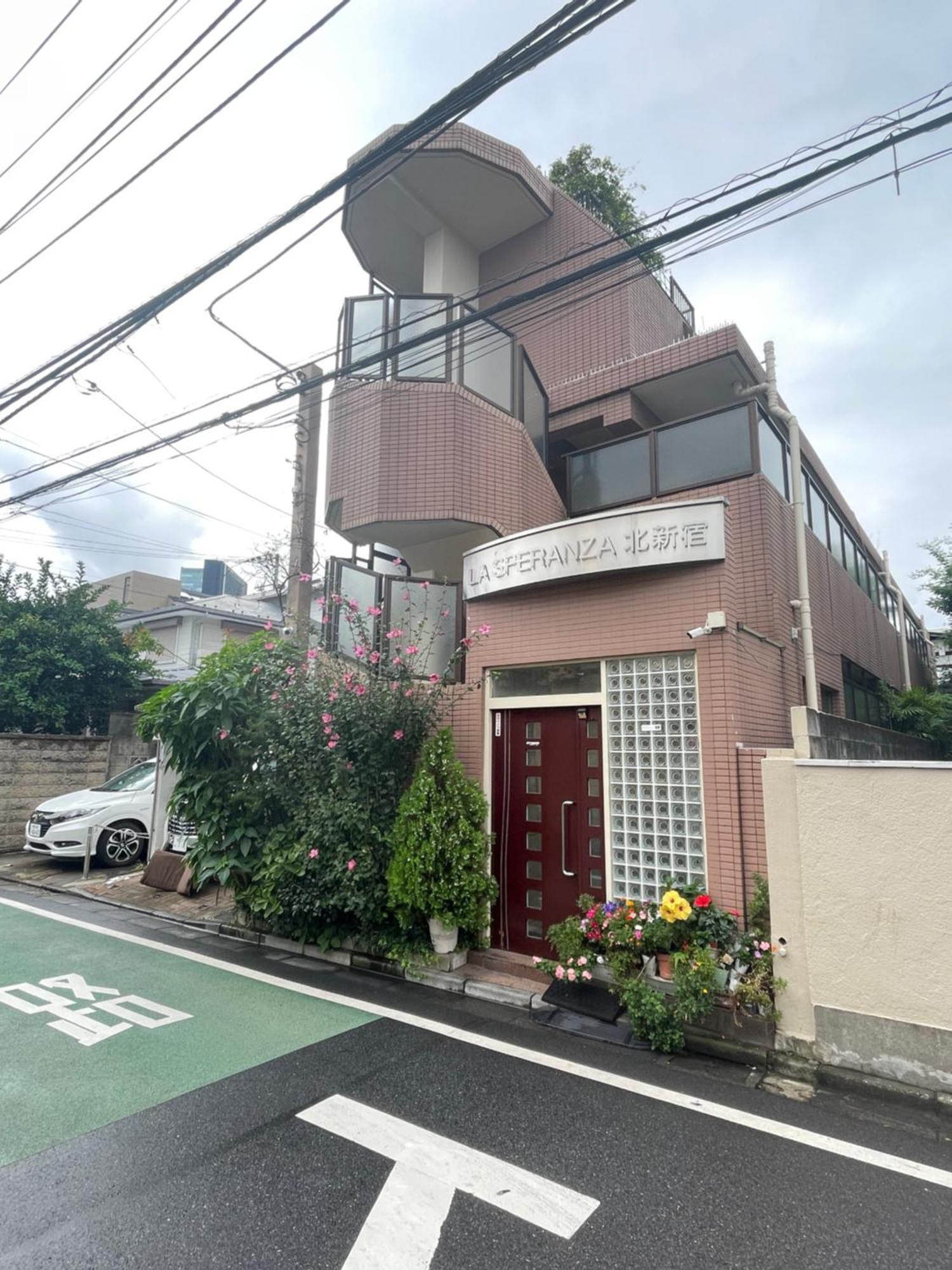 טוקיו 新宿安靜の家-A Quiet Home In Shinjuku - A 26 Square Meter Double Bed Room That Feels Like Home מראה חיצוני תמונה